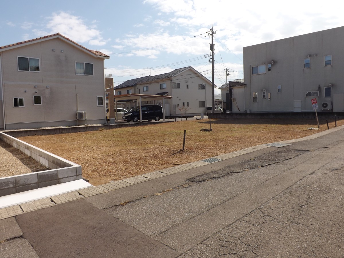 駅・量販店に近い好立地