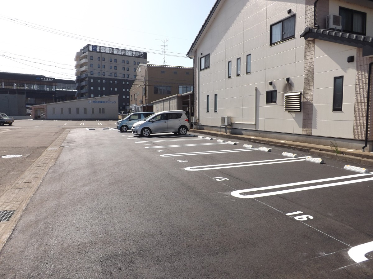 駅近月極駐車場